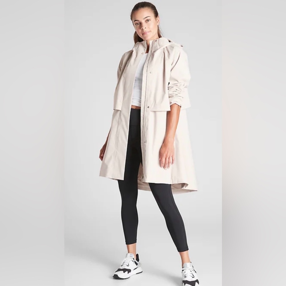 Athleta Edgewater Rainout Hooded Parka sz XL